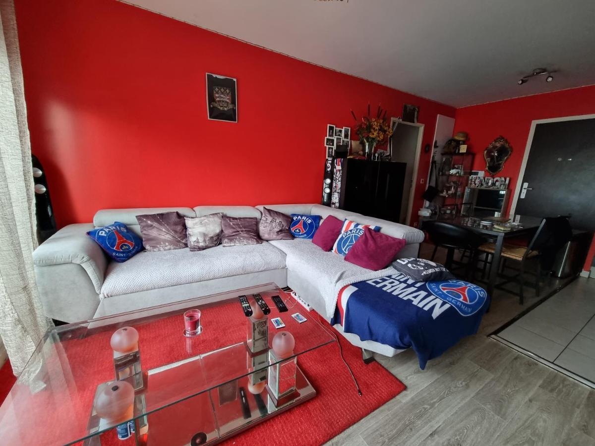 أولناي سو بوا Love Room Sexy Love Cosy Lib Proche Centre Gare A Pied المظهر الخارجي الصورة